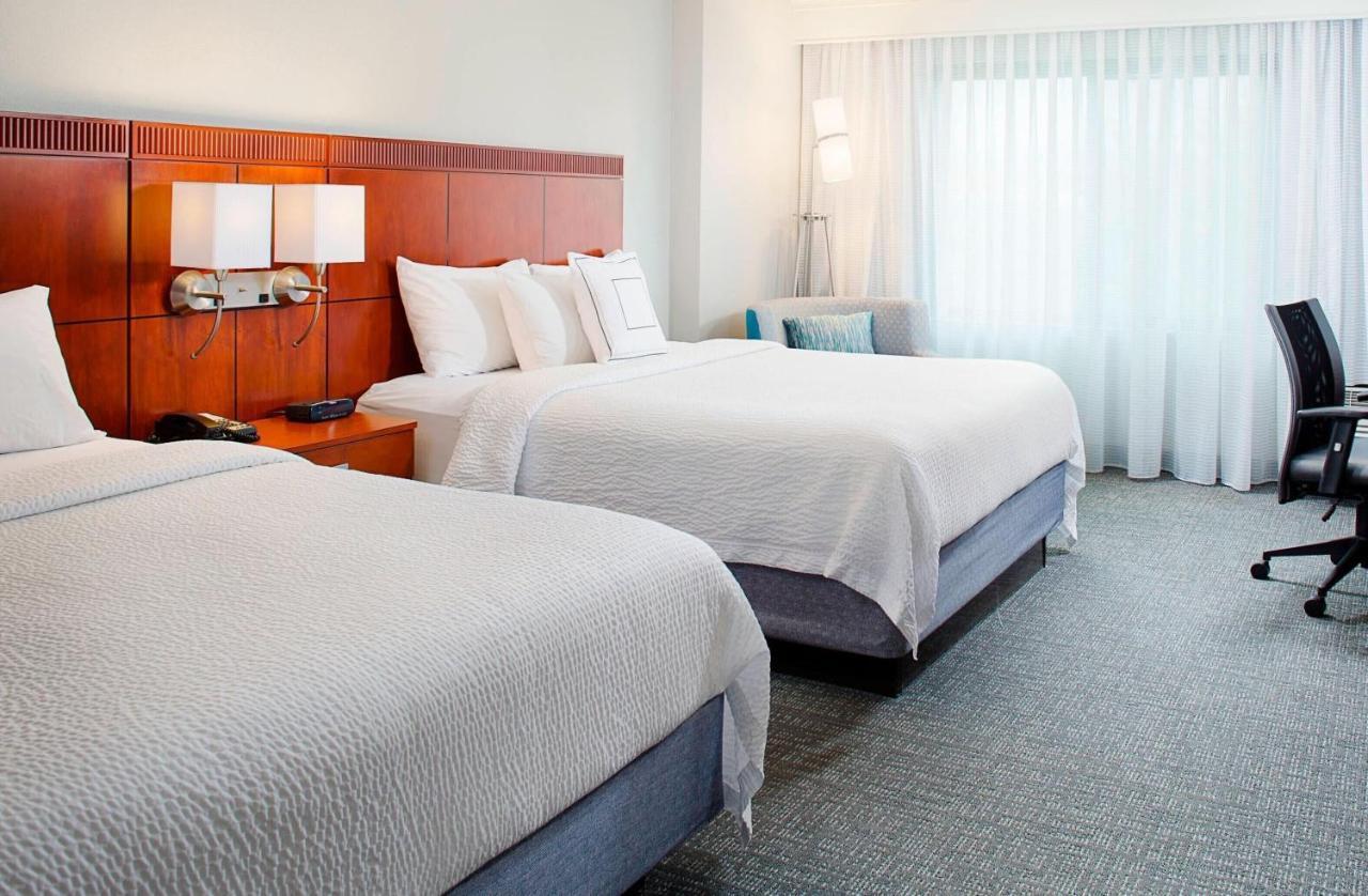 Hotel Courtyard By Marriott Roanoke Airport Exterior foto